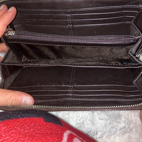 Vintage coach wallet - Picture 3 of 6